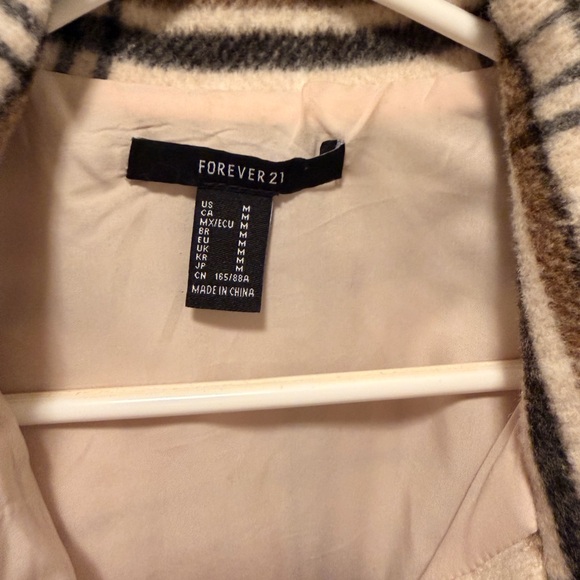 🤎 Plaid Button-Up Jacket - Picture 2 of 5